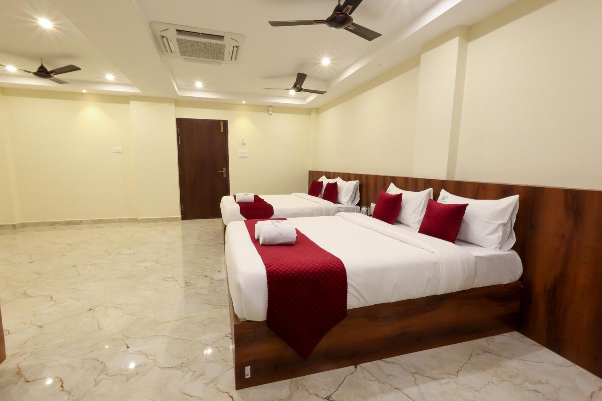 Olive Nest- Tirupati Bus Stand- 300 Meters, Railway Station- 400 Meters 호텔 외부 사진
