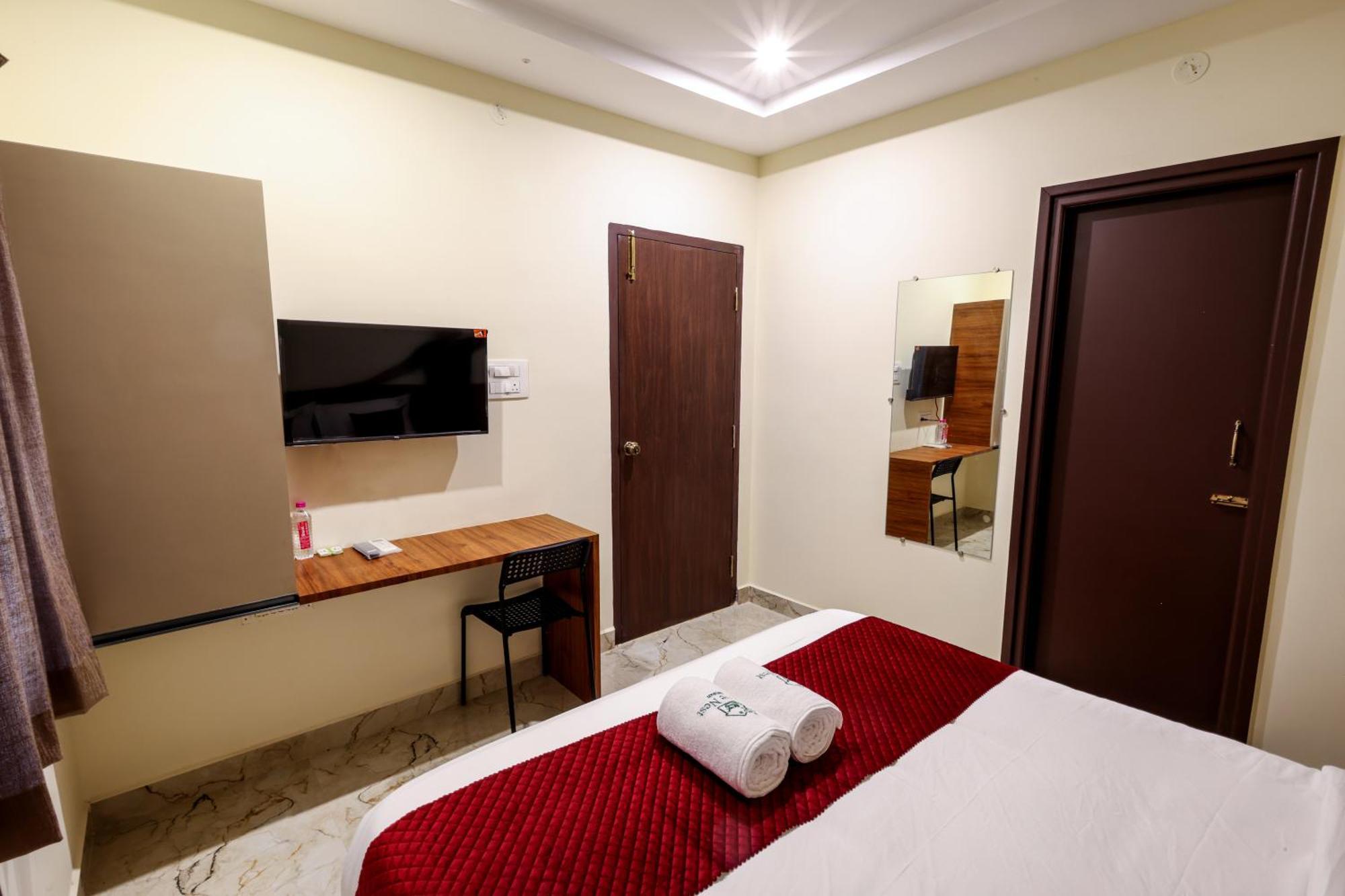 Olive Nest- Tirupati Bus Stand- 300 Meters, Railway Station- 400 Meters 호텔 외부 사진