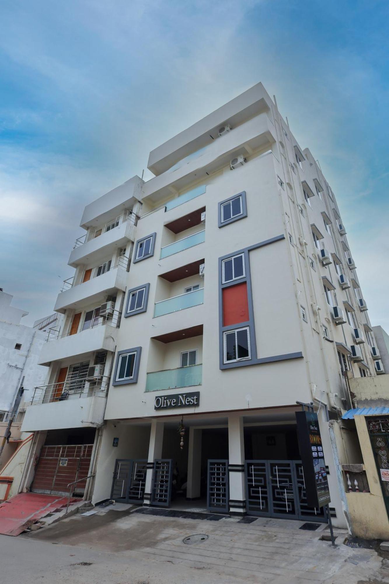 Olive Nest- Tirupati Bus Stand- 300 Meters, Railway Station- 400 Meters 호텔 외부 사진